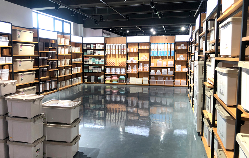 plastic boxes
