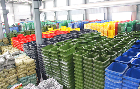 cabinet manufacturer